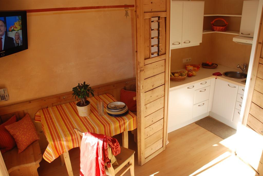 Piccolohotel Tempele Residence San Candido Bagian luar foto