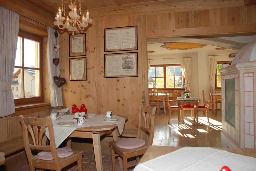 Piccolohotel Tempele Residence San Candido Bagian luar foto